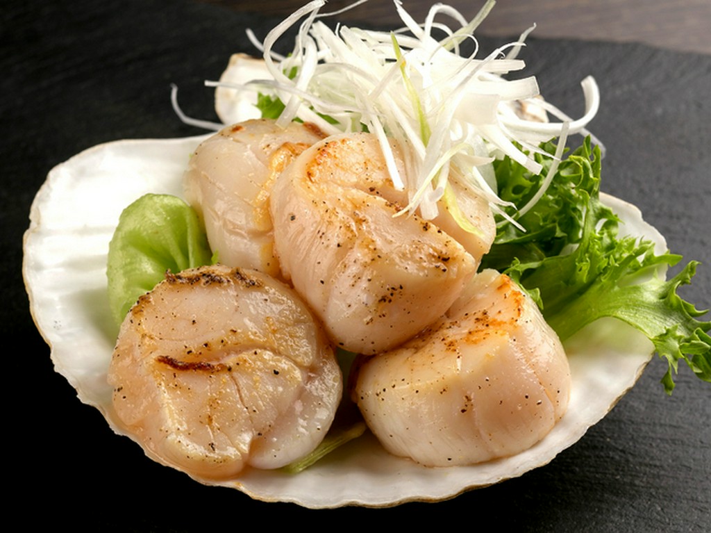 北海道産ホタテのレアステーキ