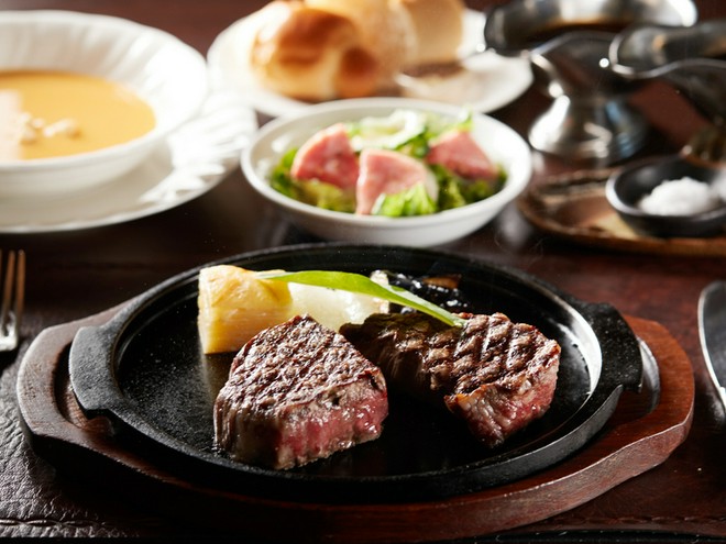 地方の味を楽しめる