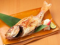 脂がのって、ふっくらとした『のどぐろ塩焼き』