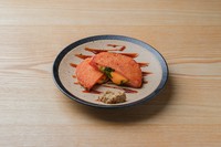 人気メニューの一品。衣サクサク中トロトロ、、、たまりません。