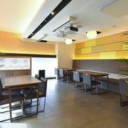 テーブル席（最大20名は入れます）