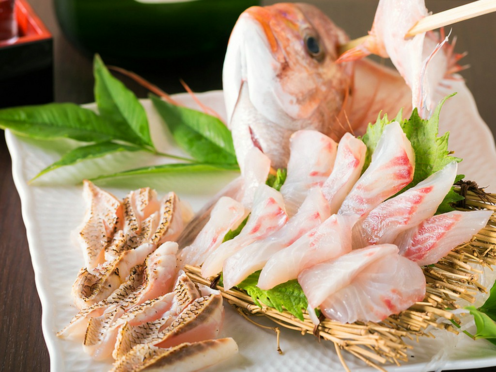 瀬戸内海で水揚げされた鮮度抜群の『日替りの姿造り』