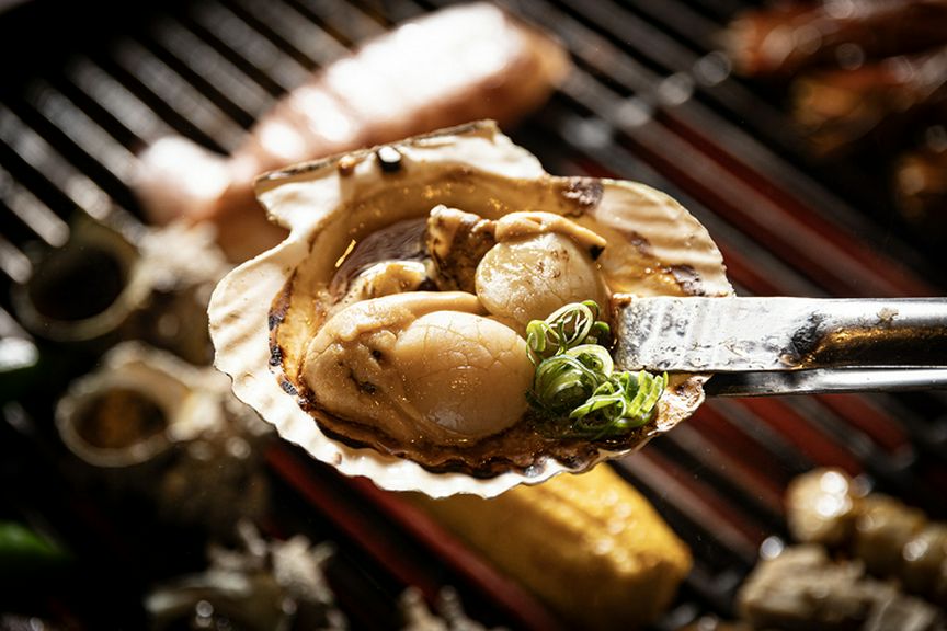 急な飲み会にも対応可能な当日予約OKの定番コース！海鮮とお肉をバランス良く楽しめる全9品。