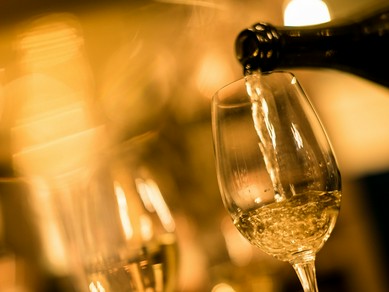 幅広く取り揃えられたワインが魅力。料理に合わせる楽しみも