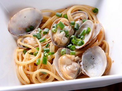 ワインと一緒に『アサリの和風パスタ』