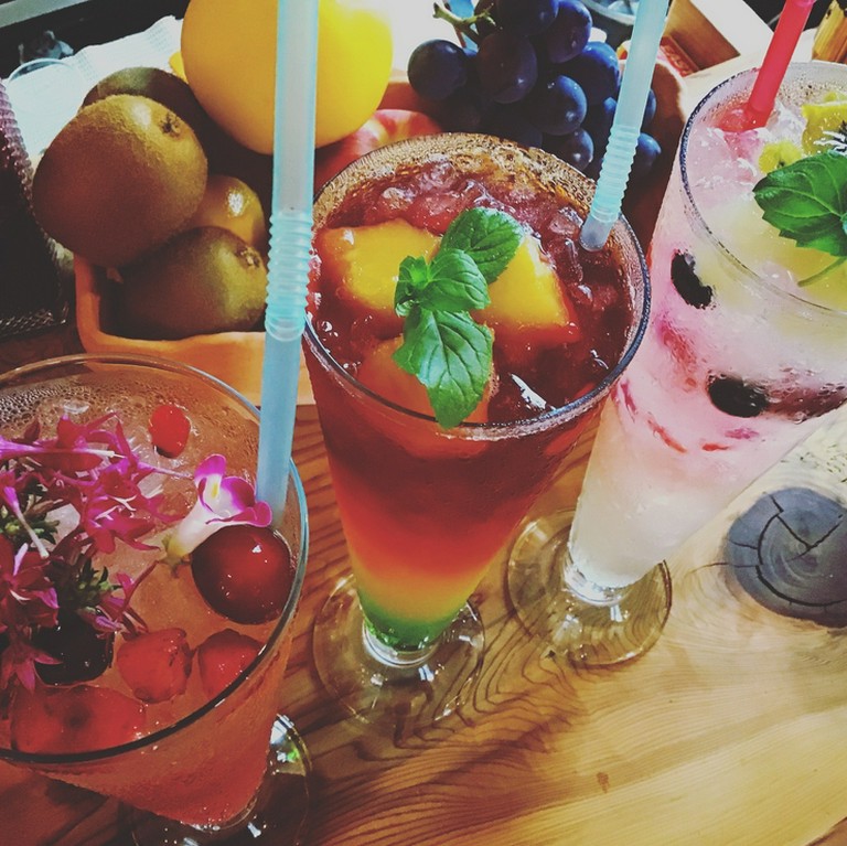 女性に人気なサングリアやノンアルコールドリンクも充実