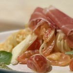 店内の黒板でお知らせしております◎
インスタグラムでも発信中！