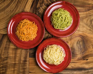 「パスタ」「チーズ」「オイル」、本場の素材で手掛ける逸品