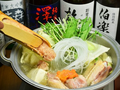 鶏の旨みを味わい尽くす『水炊き』