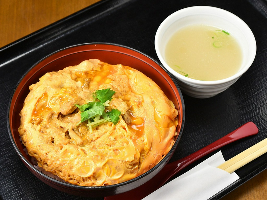 ふわとろな食感がおいしさの決め手『親子丼』