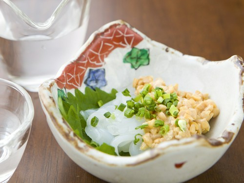 日本酒のアテにおすすめの『イカ納豆』。納豆も自家製！　