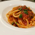 ランチ・ディナーともにご提供するオステリアの御名刺代わりのコースです