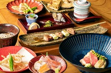 醸家定番の人気コース。
醸家にお越しの際は是非こちらのコースをお楽しみください。