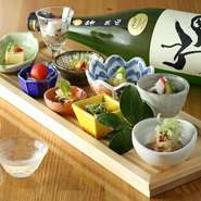 その時に仕入れた鮮魚や旬の野菜を、日本酒が持つ美しい酸に合うように調理され、酒肴の盛り合わせとして、すべての人に提供されるのが『田酔八寸』。【田酔】の代表作とも言えるお通しを堪能してみては。