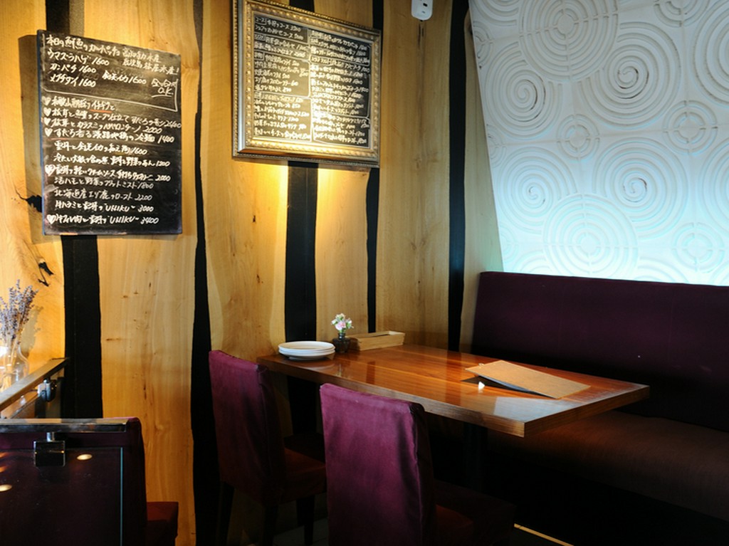 女性同士のご利用に加え、女性のお一人様も気軽にくつろげる店