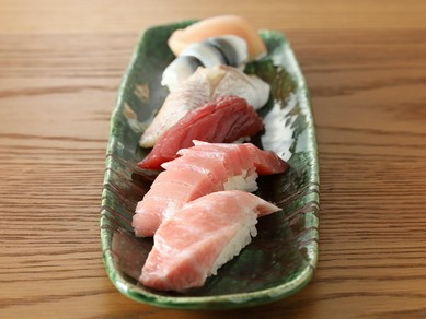 伝統的な製法にこだわって仕上げる『寿司』