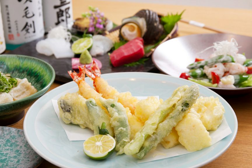 四季折々の食材や瀬戸内の旬の魚介を使用したお料理が楽しめます