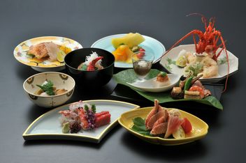 쿄료리 스시 치쿠린 본점