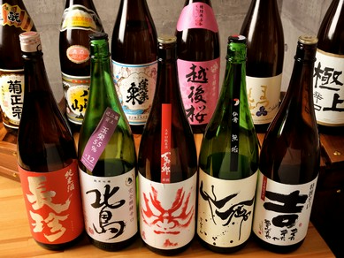 なかなか出合えない珍しい日本酒がすべて激安の600円で揃う