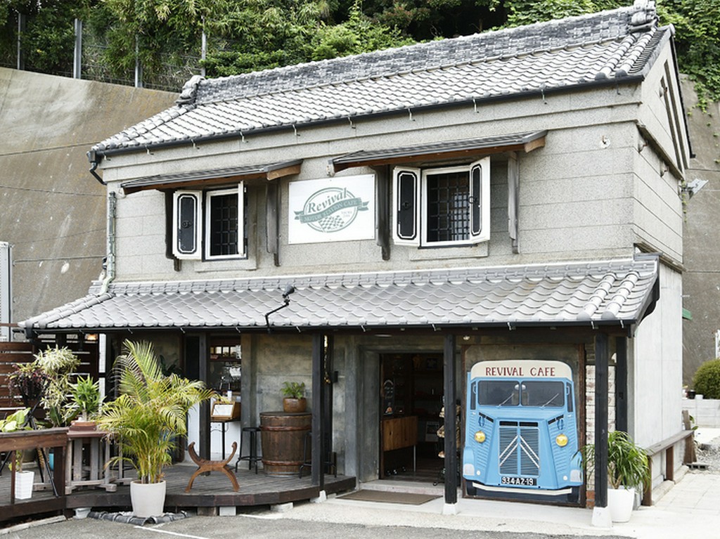 築90年以上の蔵をリノベーションしてカフェに！