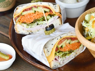 季節ごとに変化を味わえる『三浦野菜のサンドイッチ』