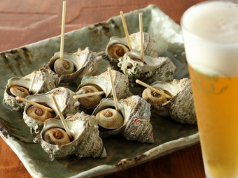 伊豆最安値に挑戦する『さざえの壺焼き』