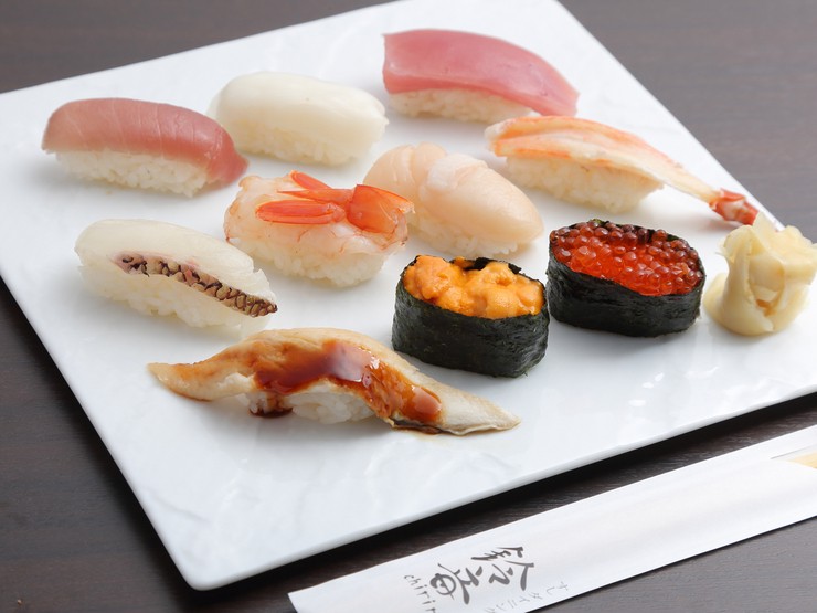 すしダイニング 鈴音 府中 鮨 寿司 のグルメ情報 ヒトサラ