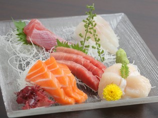 常連の期待を裏切らないこだわりの新鮮ネタ！