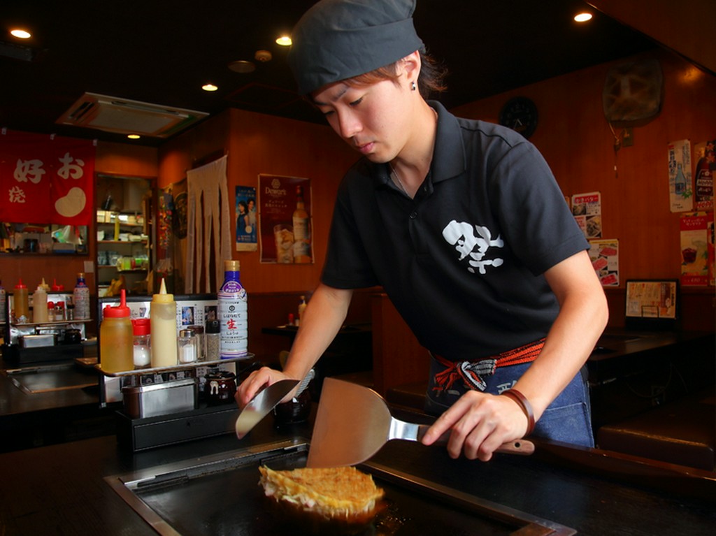 みんなで焼きながら食べる楽しい時間を、さりげなくサポート