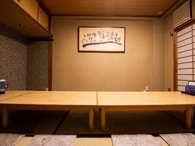 洗練された和の個室で、優雅にワンランク上の会食を