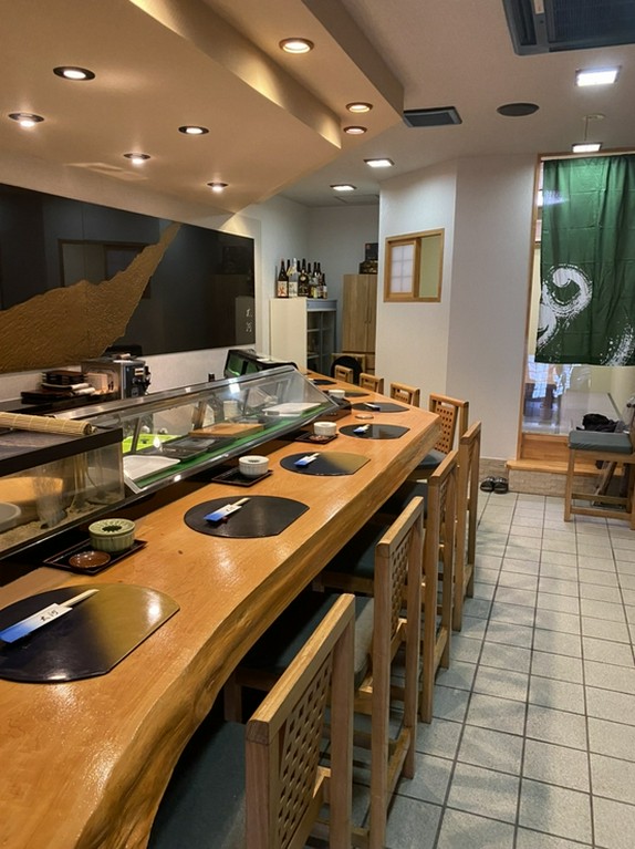 出張のお客様やお一人様の気軽な晩酌に好評です