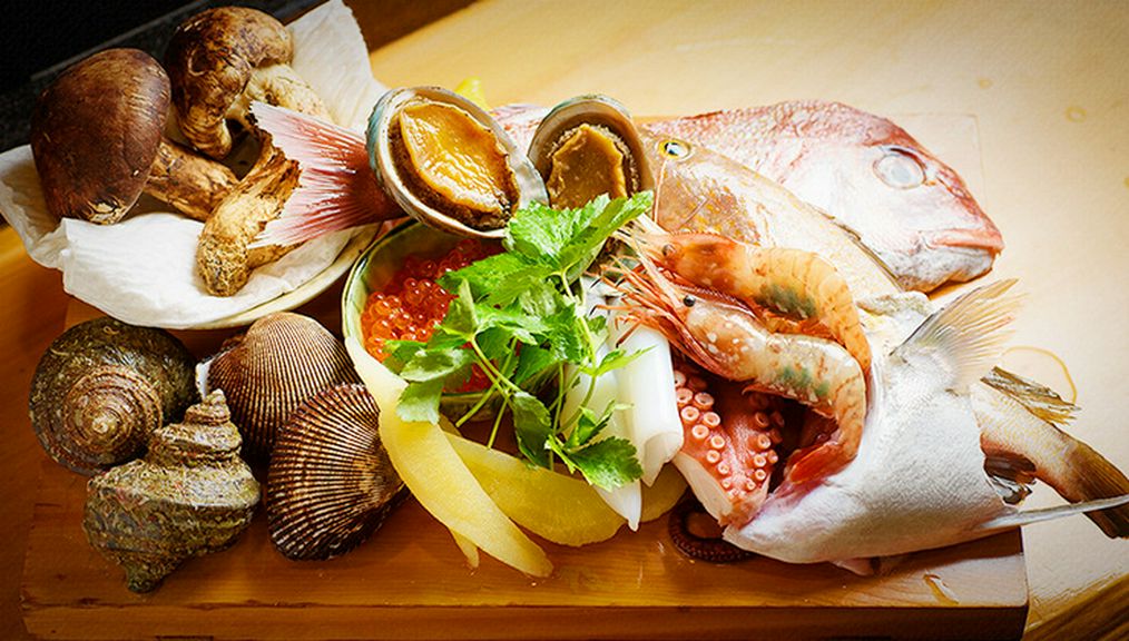 瀬戸内の新鮮魚貝類が毎日入荷