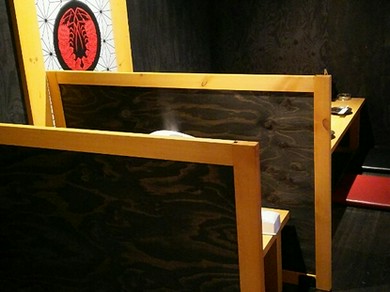半個室座敷は、4名様以下でご利用できます。