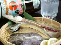 一夜干しの定番、塩焼きより美味し。