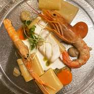 女子会にはシェフおまかせの4200円コースがおすすめです