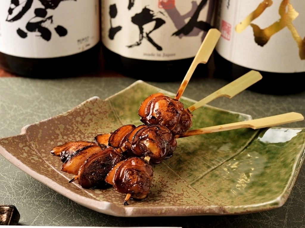 噛めば噛むほど、蛤の風味がフワッと広がる『串焼き蛤　たれ』