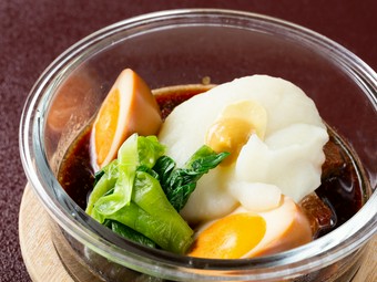 濃厚な豚角煮をあっさり味わえる創作料理『豚の角煮じゃがいもソース』
