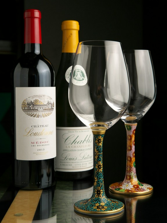 料理に合わせて選べる、世界中から厳選されたワインが勢揃い