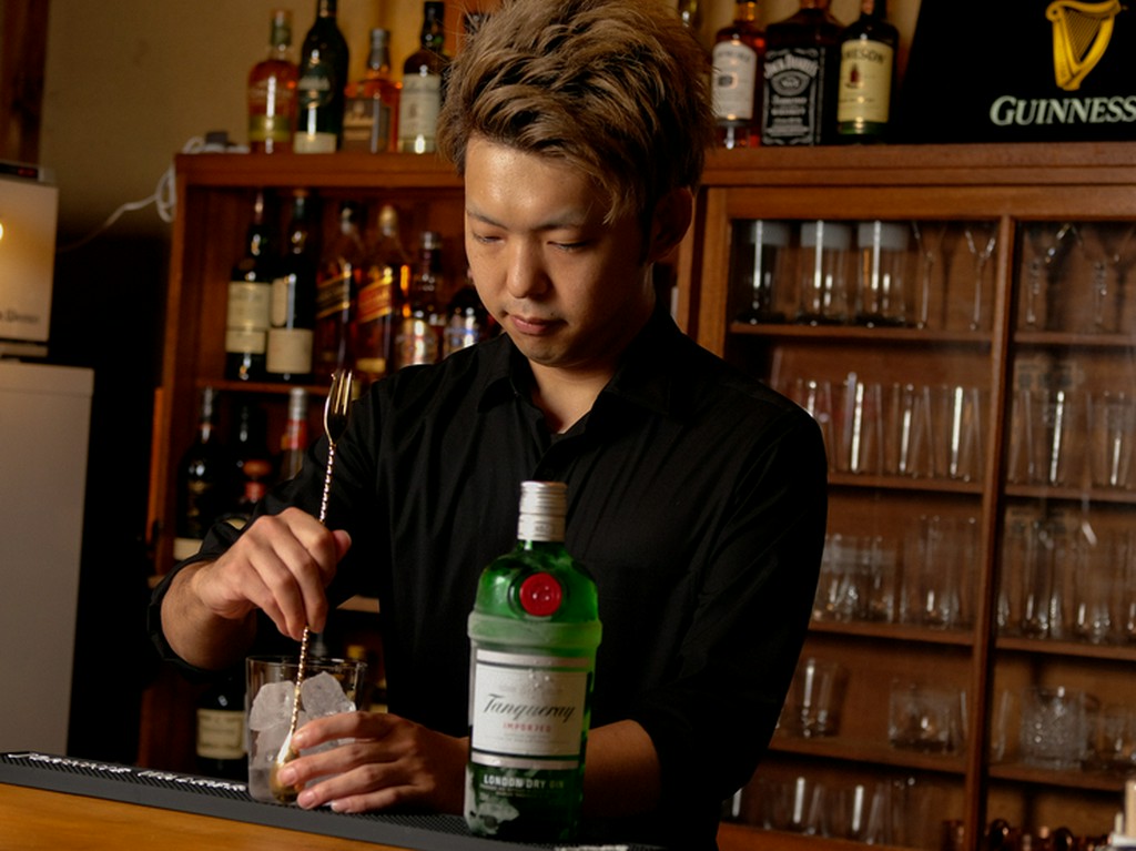 お客様が楽しく過ごせるよう、接客には細心の配慮を