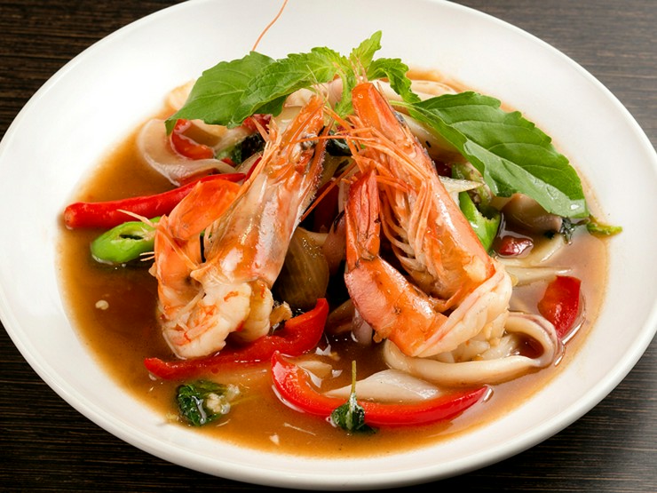 クルアチョントーン 赤羽 タイ ベトナム料理 ヒトサラ