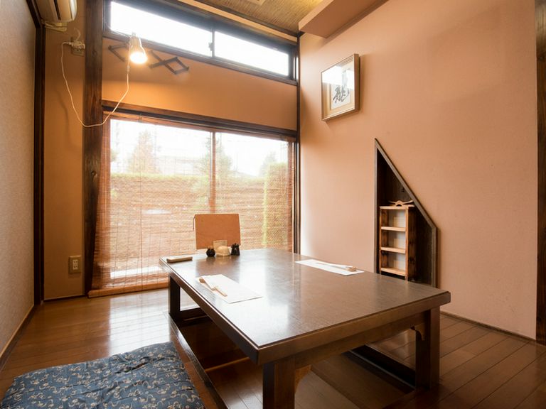 心地よい気配りのあるサービスで、楽しいひとときを提供