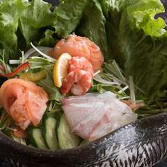 海鮮サラダ