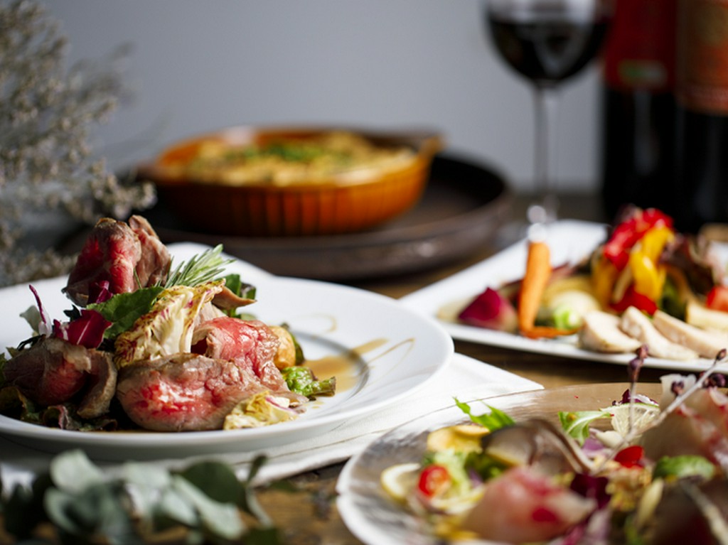 季節のお野菜、お肉、魚介がバランスよく楽しめる宴会コース！！