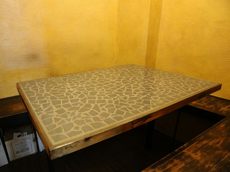 少人数で集まりたいときに使いやすい個室を用意