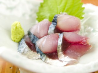 金華サバでつくる『〆サバ刺』
