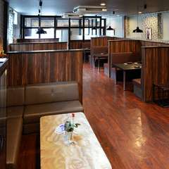 会食・接待の機会にも使える、落ち着けるボックス席