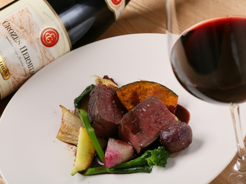 ◆本日のスープと自家製パン・前菜プレート・選べるメインのさらもじBランチ