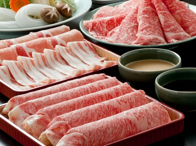お得！『国産牛すき焼き食べ放題・黒豚国産牛しゃぶ食べ放題』