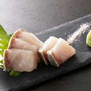 宮崎市「長谷川水産」の津本氏が考案した、世界初の究極の血抜き技術で熟成した鮮魚が、ほいど家でもお召し上がり頂けます。