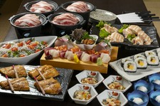 春夏秋冬、各旬の食材を揃えた当店の宴会コースを、是非ご堪能くださいませ。

※写真はイメージです